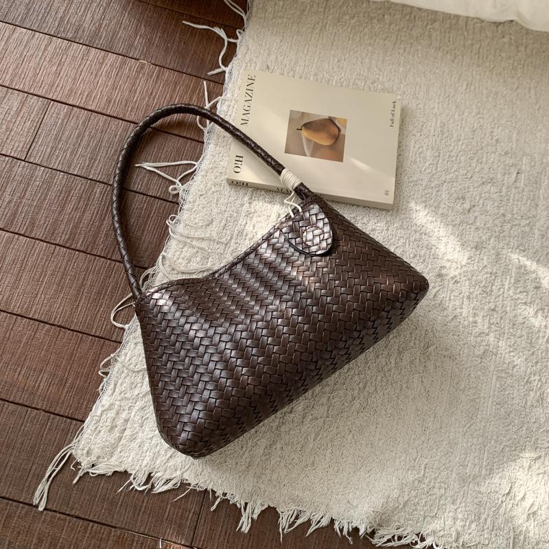 

Popular new girls candy color bag hand high sense women handbag satchel woven pattern