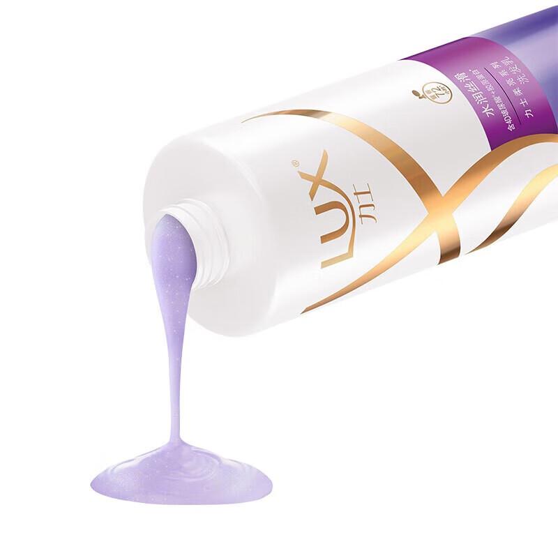 lux Hydrating Silky Smooth Shampoo