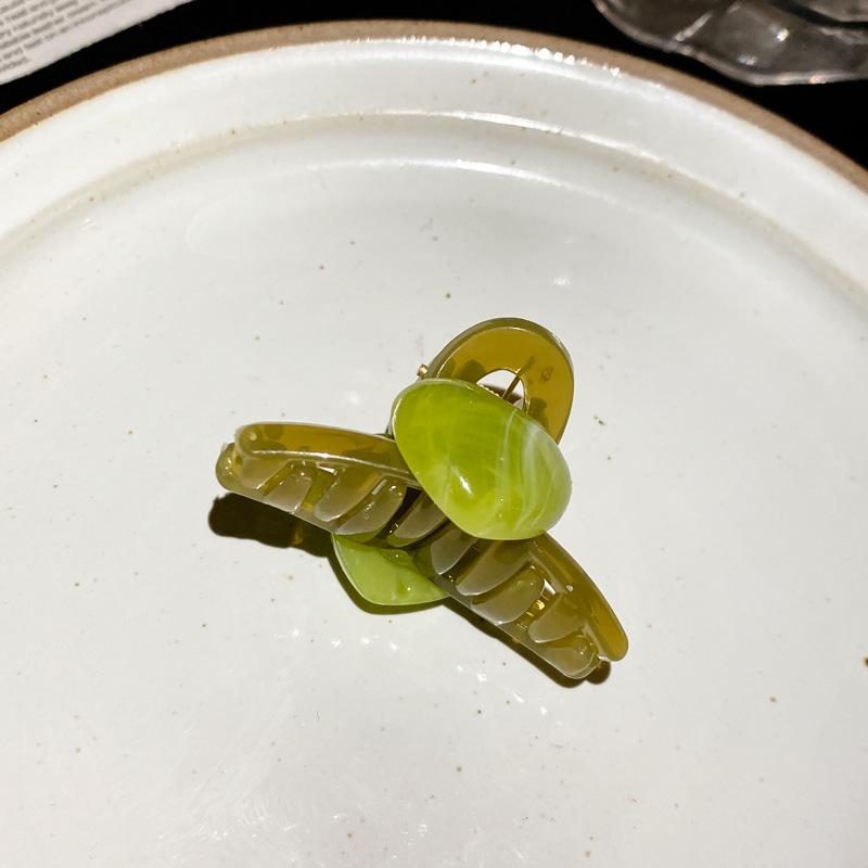 

Новая стильная акриловая заколка для волос «любовь», нишевая модная боковая пластина, заколка для волос, свежие и простые универсальные аксессуары для волос