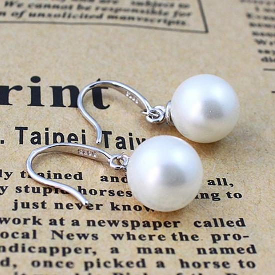 Dangle Earring Elegant Exquisite Ornament Simple Faux Pearl Eardrop for Daily Life