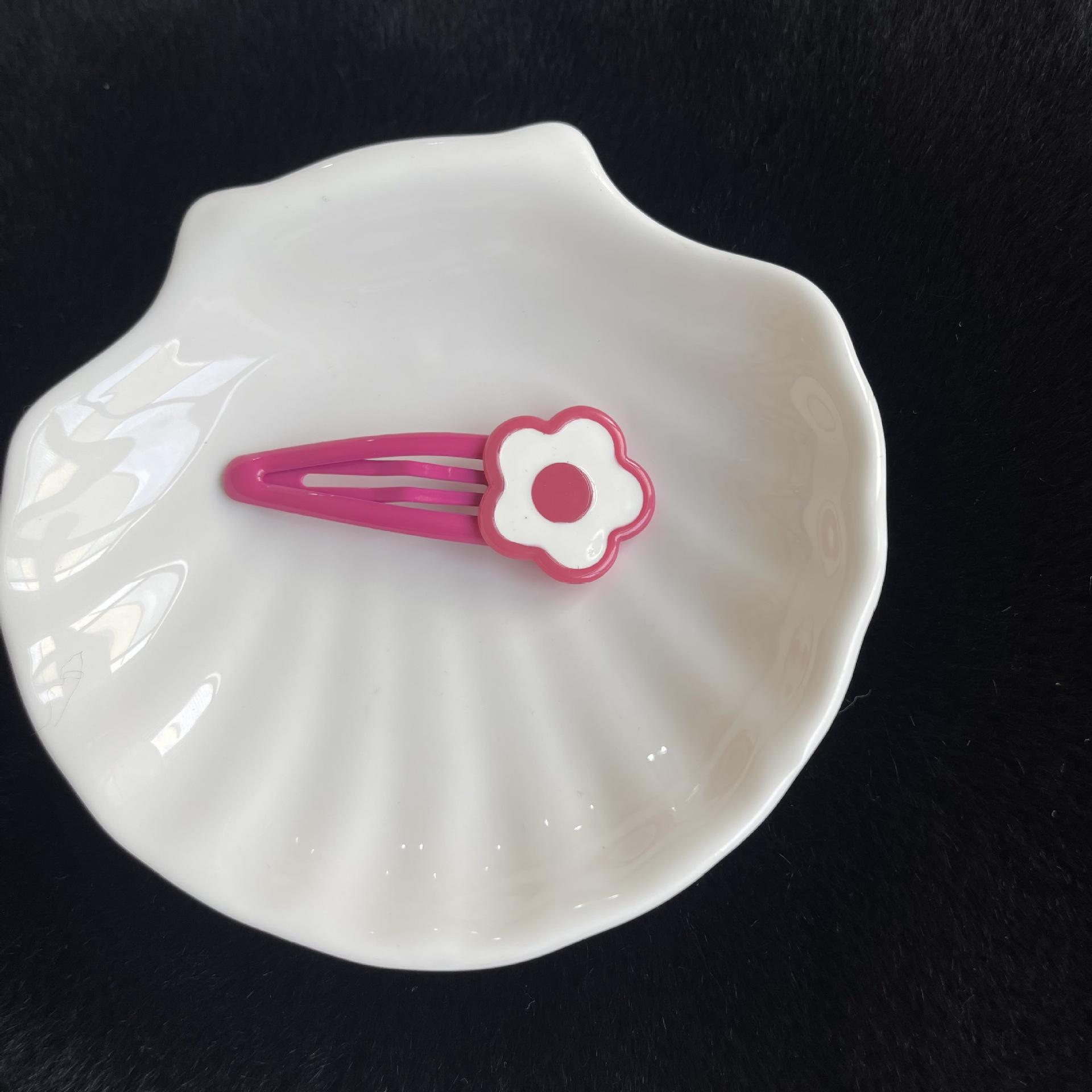 

Простая заколка для волос в виде цветка розово-красного цвета: Милая заколка-клипса для светлой кожи, девичьей челки - Женский боковой зажим для волос