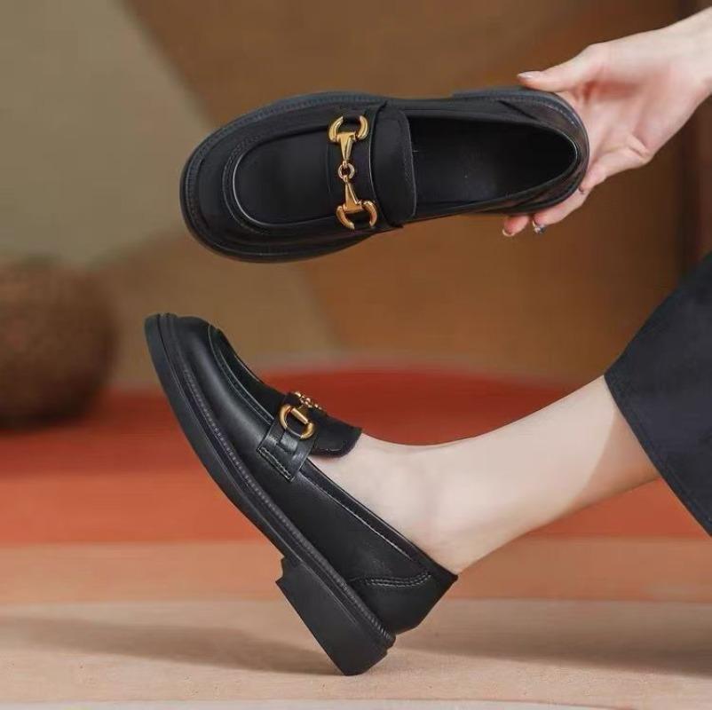 Damskie skórzane buty w stylu brytyjskim, damskie buty codzienne, wysoka jakość, metalowa dekoracja, buty na grubej podeszwie, modne oksfordki projektanta