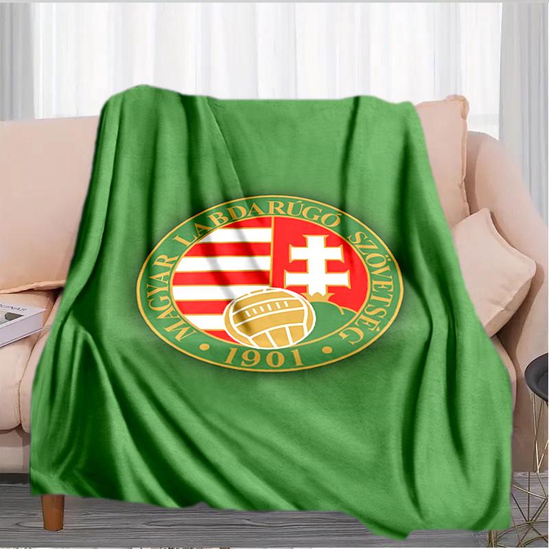Ungarisches Fußball-Emblem-Decke Geeignet für Sofas, Betten, Büros und Camping - Perfektes Geschenk für Halloween Weihnachten