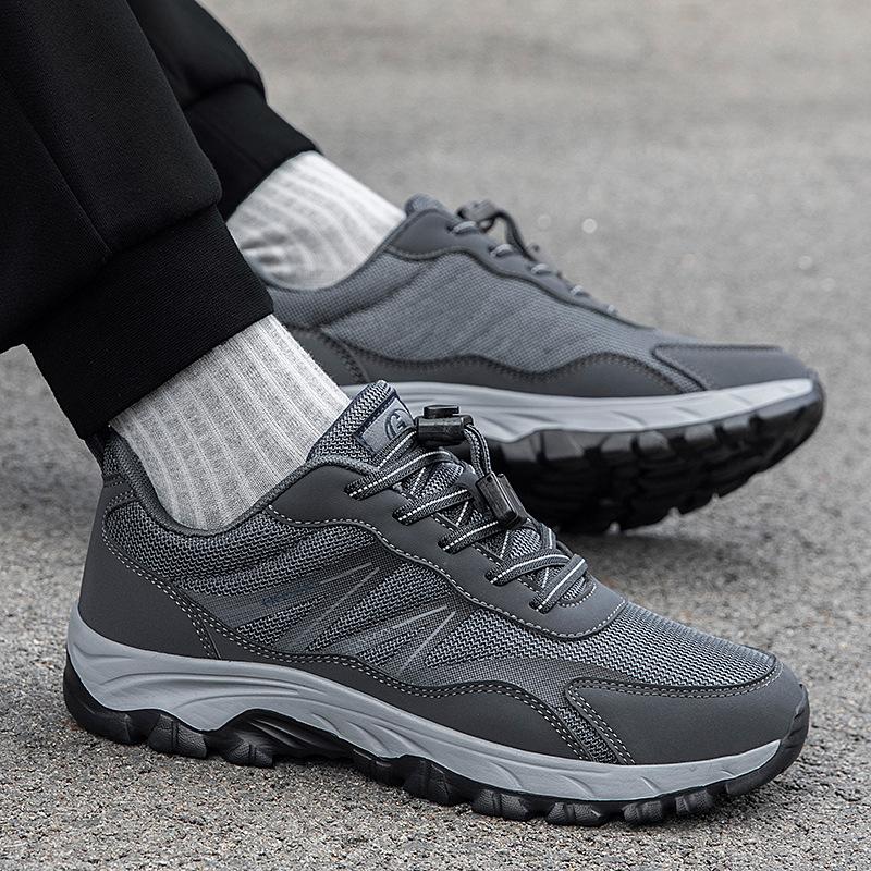 Autumn New Father Sports Casual Shoes Non-slip Soft-soled Medium Walking Shoes