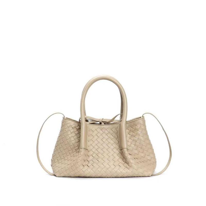 

New light luxury leather women s bag fashion woven shoulder crossbody armpit bag handbag niche design vegetable basket bag 24*15*12cm