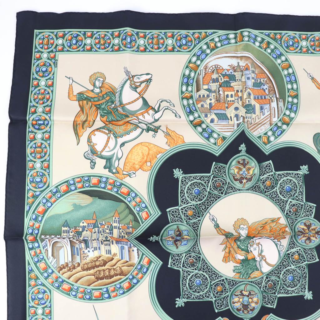 Pristine HERMES Scarf LE TRIOMPHE DU PALADIN Style Card Included Multicolor Silk Used
