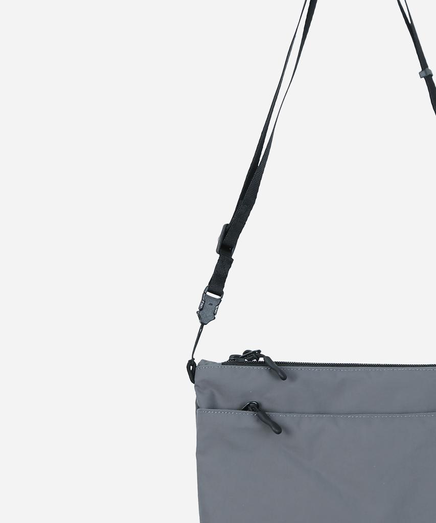 Jenner Glow Recycled Nylon Sacoche [Grey]