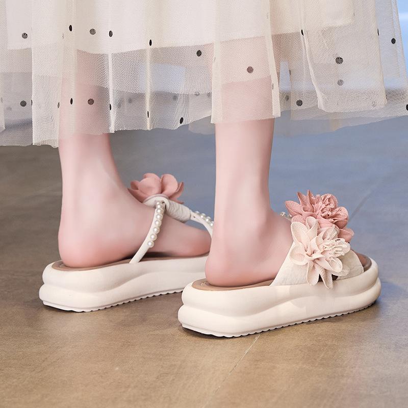 Platform-soled Flower Slippers Women's Summer Outer Wear Beach Shoes 2025 New Versatile Fashion One-word Drag Muffin Sandals