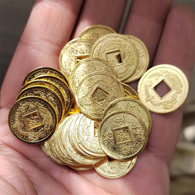 

Набор золотых медных монет из сплава для богатства и процветания - Мини-монета и аксессуары для фоторамки (1,0 см, 1,5 см, 2 см, 2,4 см)