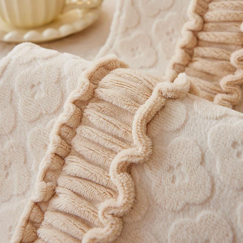 Sofa Cushion Winter Thickened Fleece Cushion Cream Style French Style Lint-Free Sofa Cover Cover Cloth