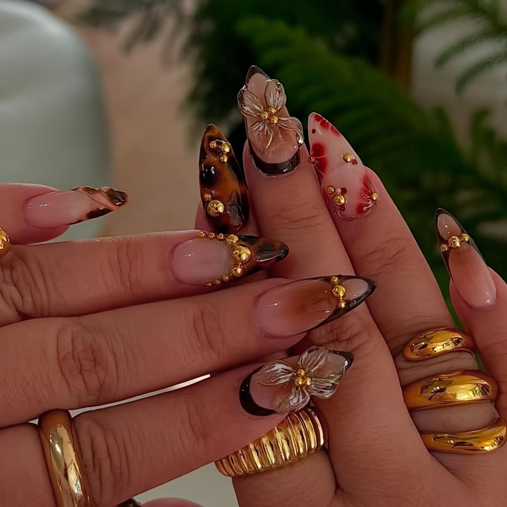 Mandelförmiger Nagellack 3D Dreidimensional Reines Verlangen Blume Schmetterling Abnehmbarer Falscher Nagel Fertigprodukt