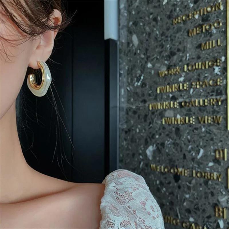 Temperament Elegant Fashion  Irregular Pearl Dangle Earrings  for Women Girl Gift Jewelry Wholesale