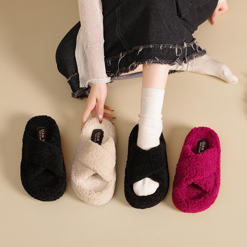 2025 autumn and winter new Korean version of cute fluffy slippers women wear thick bottom home fluff one-word cotton slippers