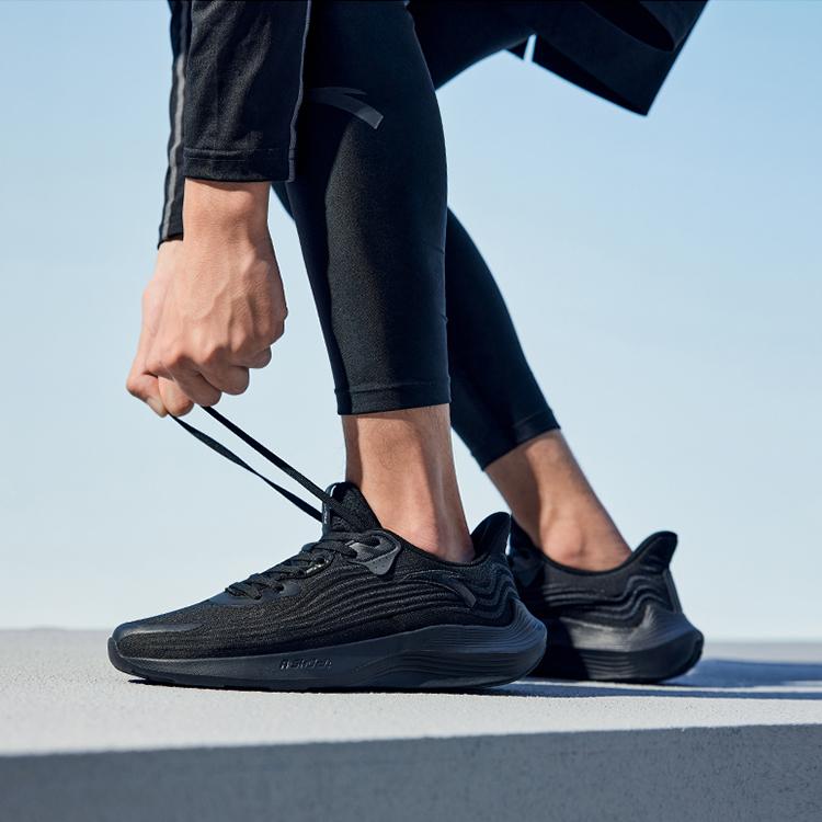 Anta Poison Sting 1 Comfortable Daily Shock Absorption Non-Slip Wear-Resistant Lightweight Low-Top Running Shoes Men Running Shoes Black 112115520-1
