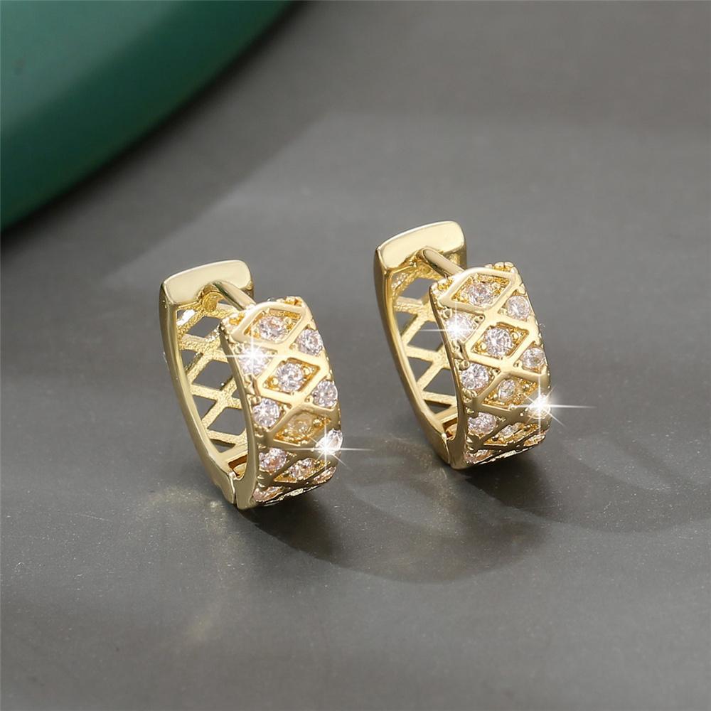 Charm Female White Zircon Stone Hoop Earrings Gold Color Simple Oval Wedding Jewelry For Women