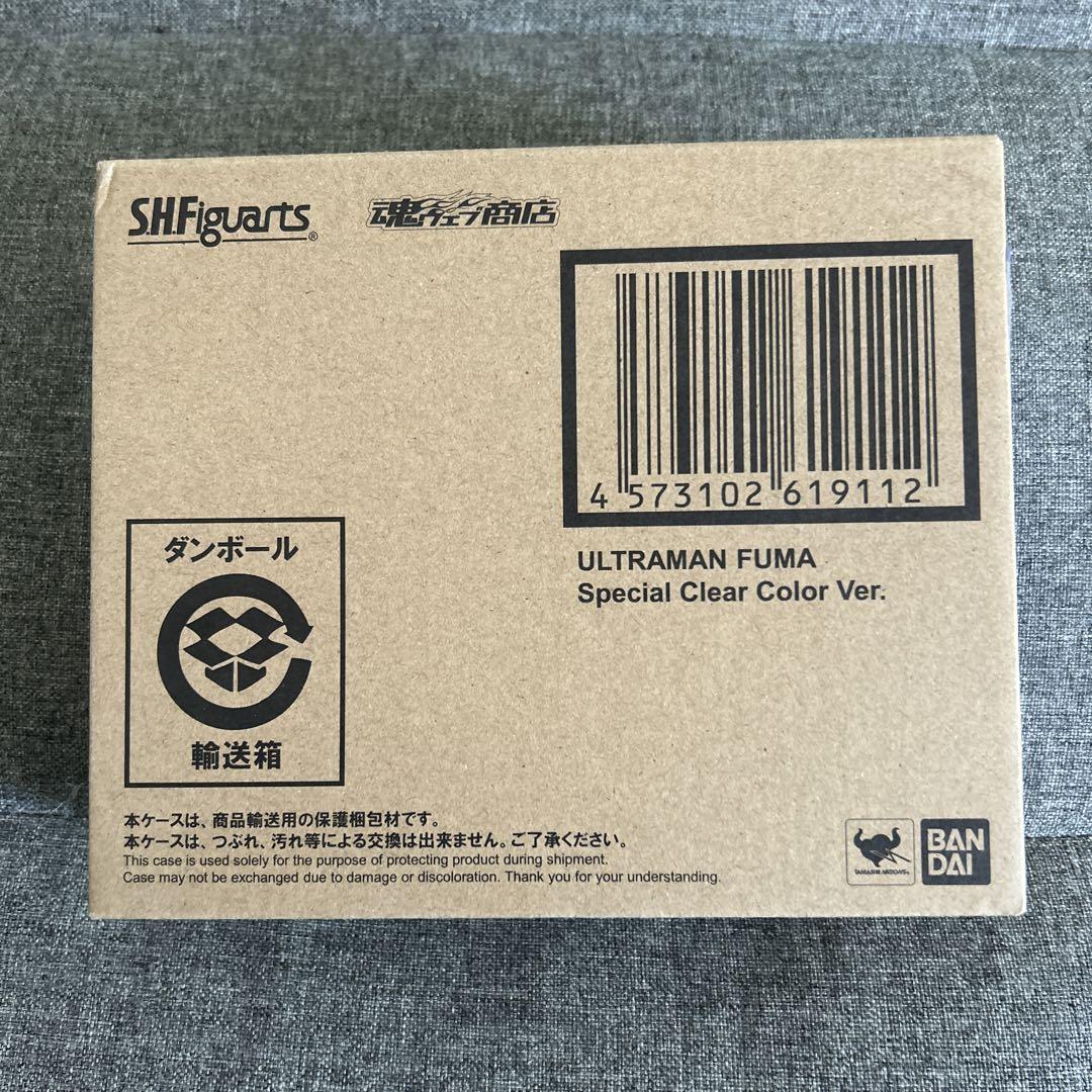 

[Б/У] Ультрамен Фума Специальный Прозрачный Цвет Вер.