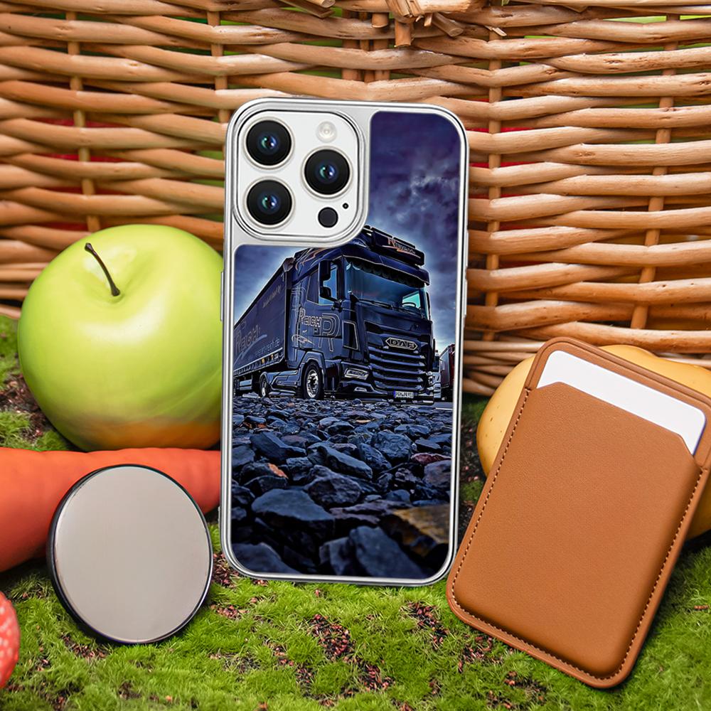 Daf logo cool car fashion design Phone Case for iPhone 16 15 14 13 12 11 Pro Max Sheepskin Silver-edged protective case