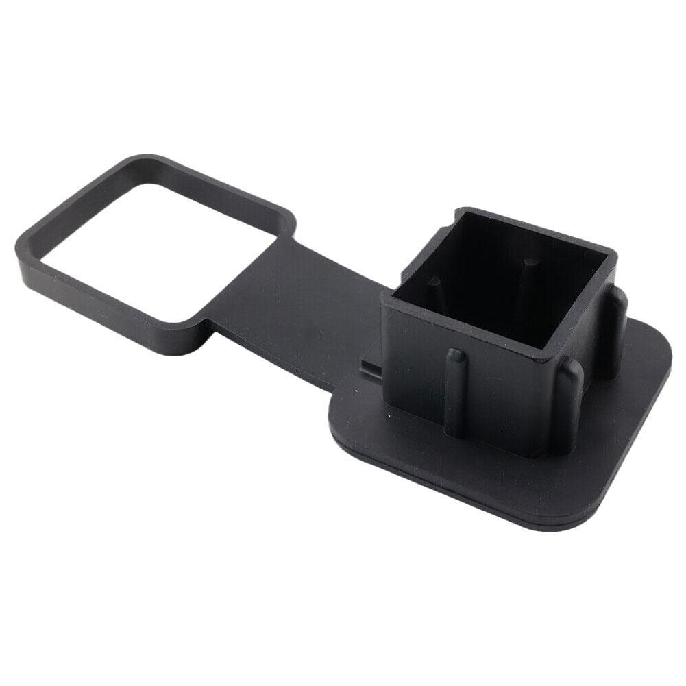 

Резиновая заглушка с держателем для фаркопа «американского» типа Black-One size