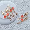 Metal Red Daisy Alphabet Keychain  A-Z 26 Letters Keyring Charms Bag Pendant Jewelry Gift Accessories