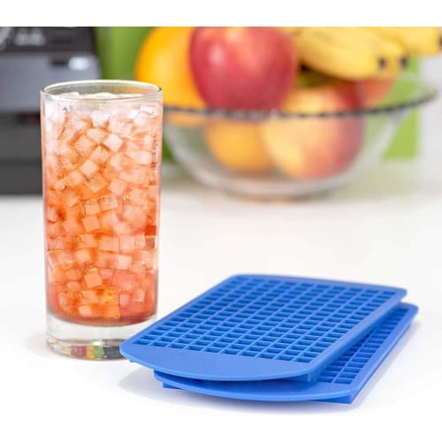 LEISURE CLUB Silicone Ice Tray, Mini Square Ice Mold, Ice Maker for Tea and Alcohol, 160 Ice Holes, Easy To Remove (Black)