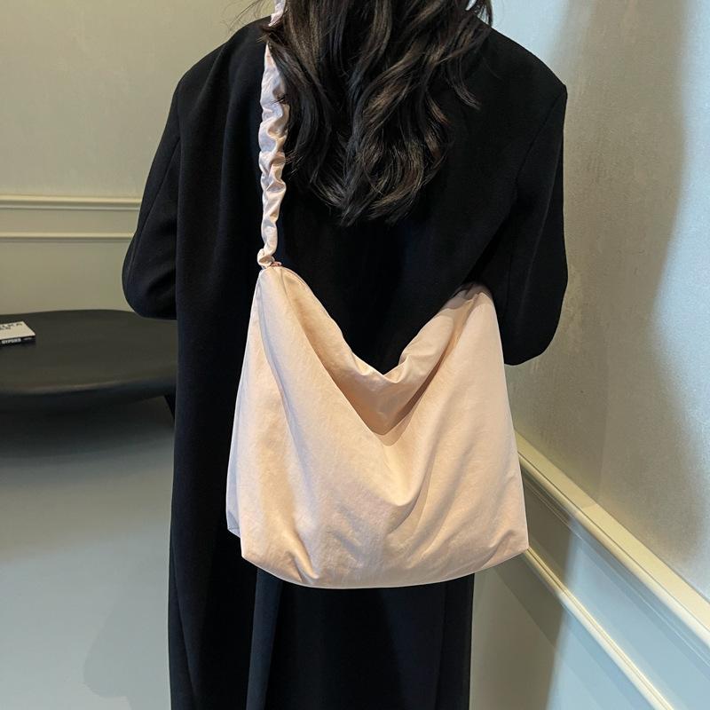 Shoulder Bag Women's Large Capacity Crossbody Bag Commuter Student Class Tote Bag