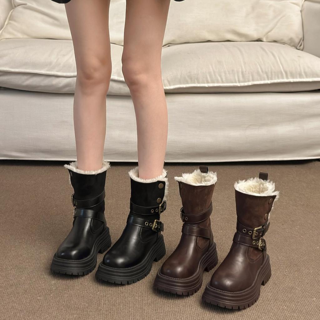 Thick-soled snow boots women's 2025 new Korean version of velvet warm Martin boots belt buckle fashionable and comfortable two-wear cotton boots