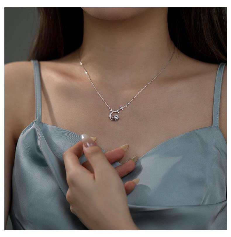 Halskette mit Anhänger Kleine Taille aus S999 Reinsilber im koreanischen Stil - Damen Exquisite Leichte Luxus Schlüsselbeinkette