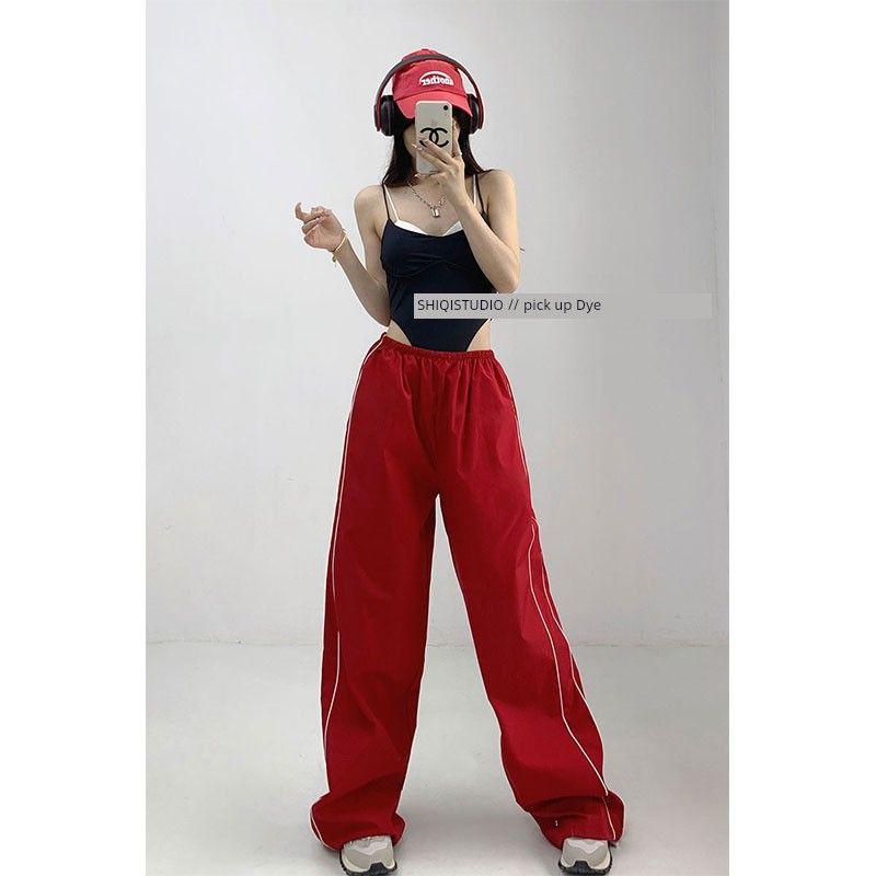 

Европейский хип-хоп хип-хоп уличный стиль красные повседневные брюки свободные стройнящие и широкие спортивные брюки женские брюки в полоску осень Red M