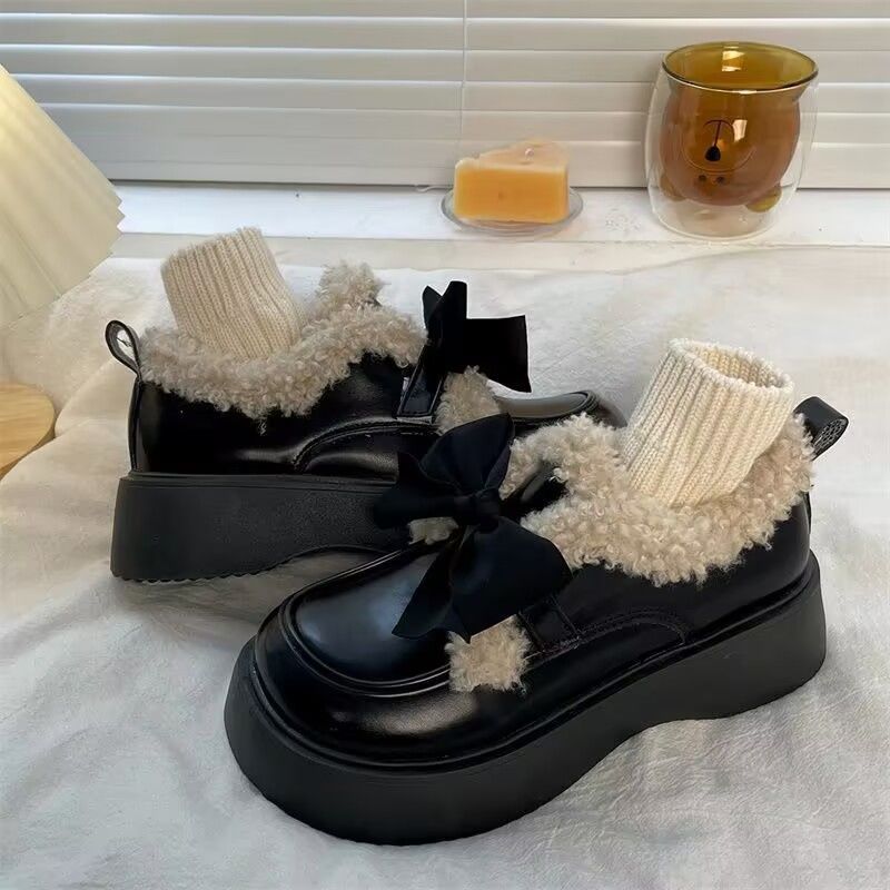 

Маленькие кожаные туфли женские осень-зима 2025 новые в британском стиле на платформе с бантом из бархата теплые хлопковые туфли японские туфли 44