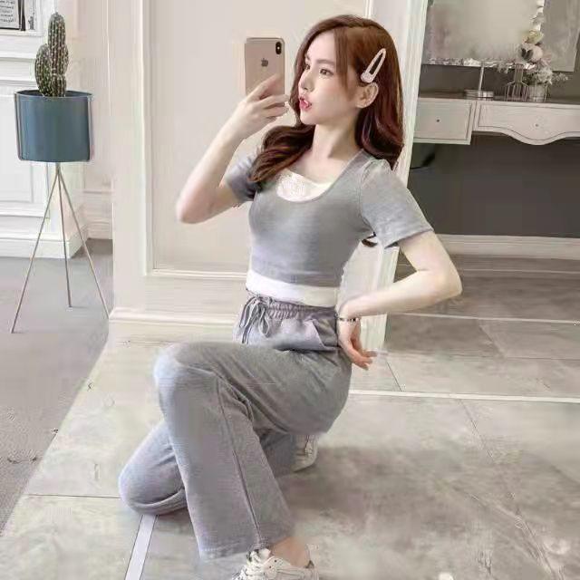 Spring/Summer T-shirt & Slim Waist-Cinch Pants Set - Tummy-Covering, Age-Reducing, Fashionable Two-Piece Sportswear