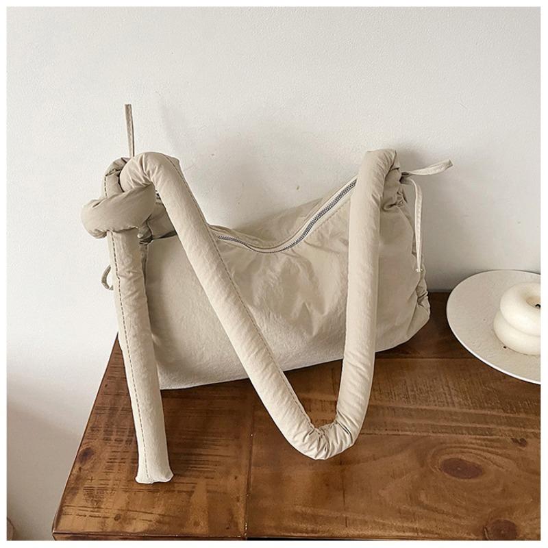 

Спортивная нейлоновая сумка-мессенджер через плечо большой вместимости, зимняя новинка, сумка с завязанным узлом, женская повседневная хлопковая сумка однотонной расцветки бежевый