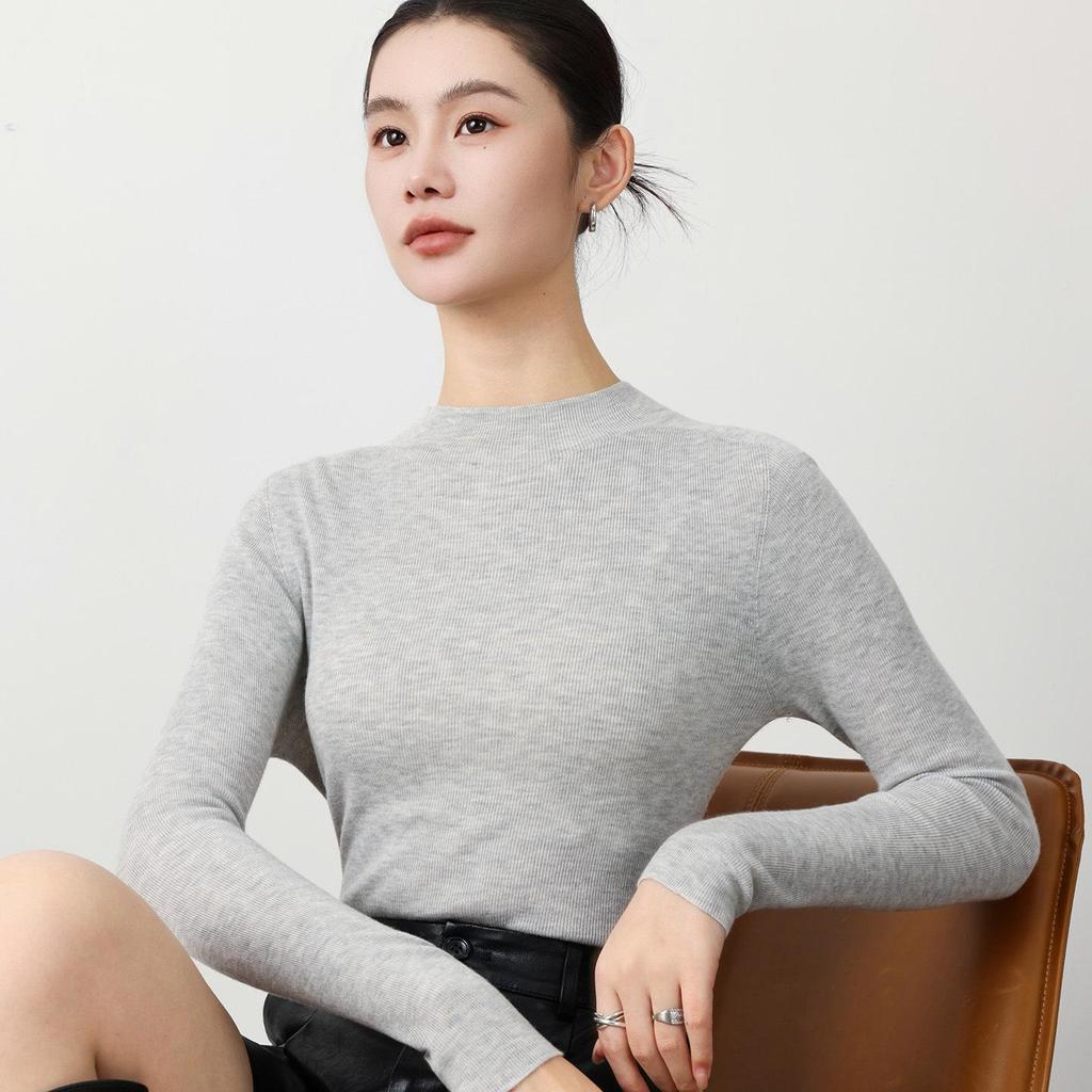 Top-Quality Seamless 100% Wool Half-High Neck Sweater, Slim Fit Knit Base Layer for Autumn & Winter.