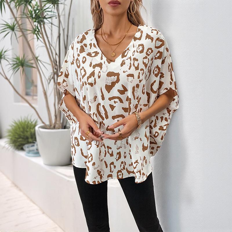 VEZFAA Women's Fashion Casual Summer Spring Leopard Print Short Sleeve V-Neck Blouses & Shirts