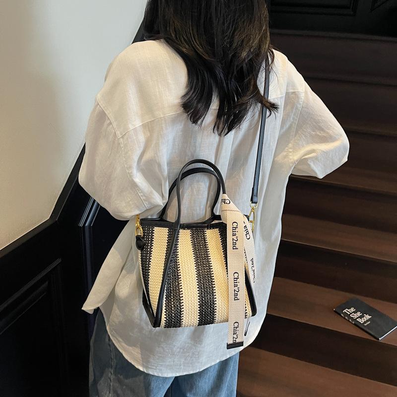 Factory Direct Portable Straw Bag Rectangle Shopping Bag Retro Striped Beach Vacation Bag Internet Celebrity Summer New