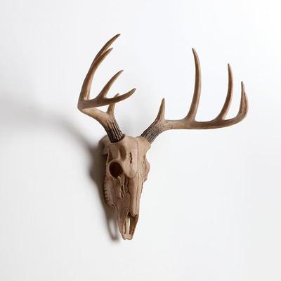 Vintage Deer Head Wall Mount Resin Antler Plaque Farmhouse Lodge Cabin Decor Rustic Home Office Mantel Art Unique Halloween Gift