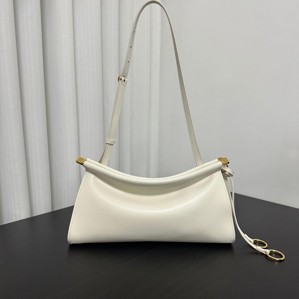 French niche design minimalist style cowhide shoulder armpit bag commuting simple fashion versatile women's fashion baguette bag