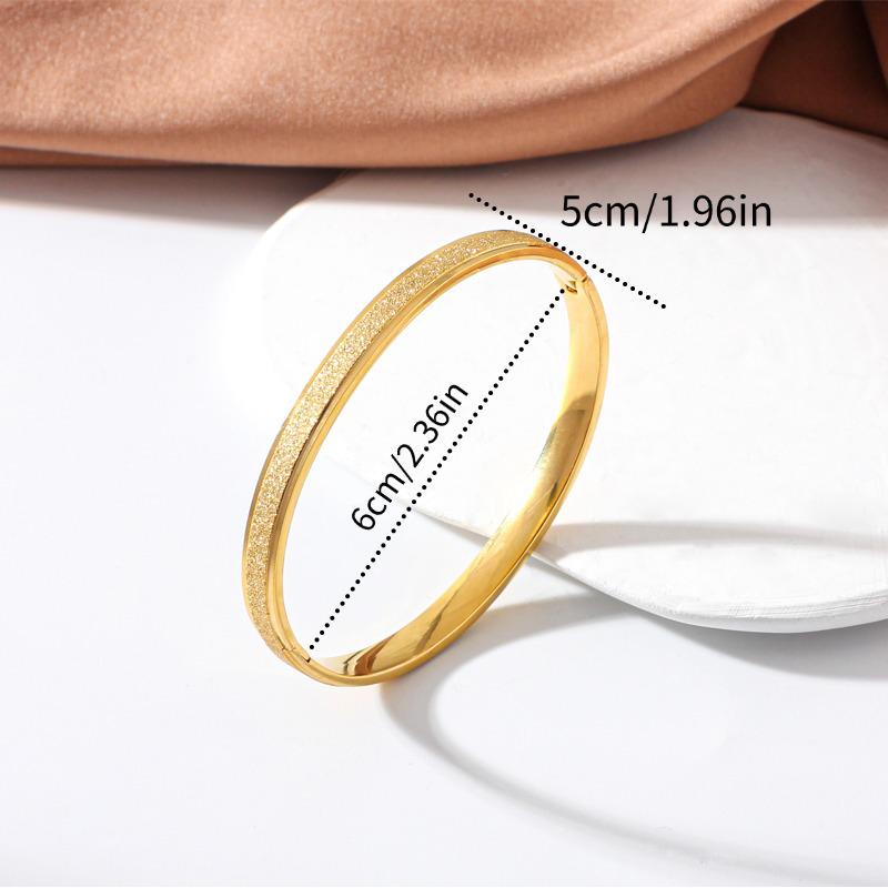 Versatile Light Luxury 18K Gold-Plated Titanium Steel Bracelet