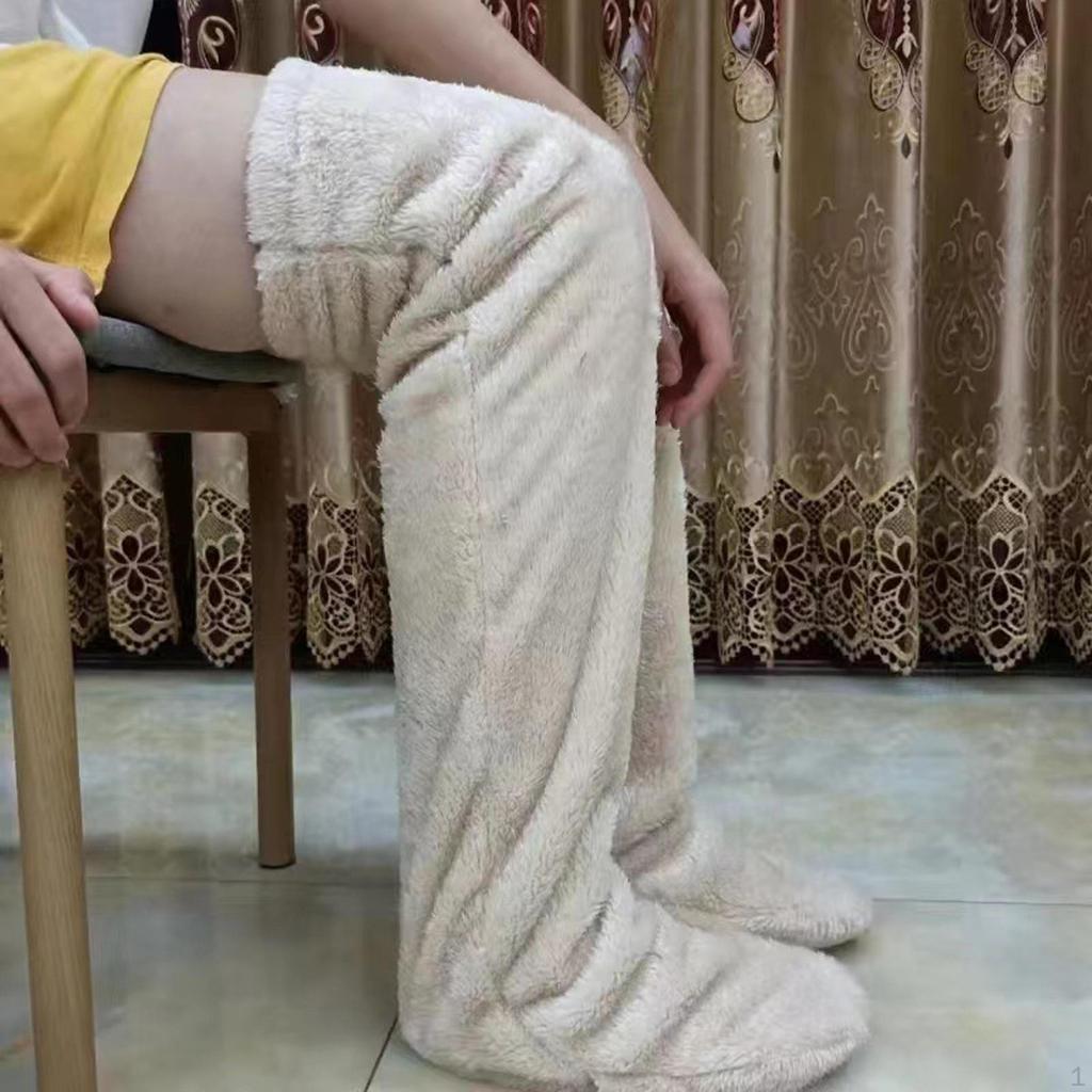Cozy Knit Leg Warmers for Winter Fashion