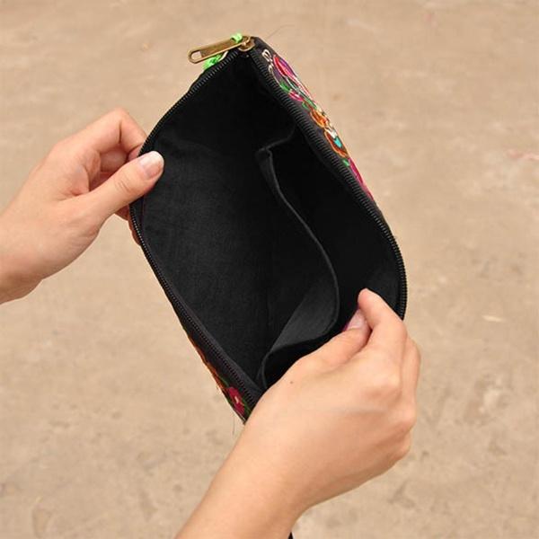 Women Handmade Delicate Elegant Retro Embroidered Bag
