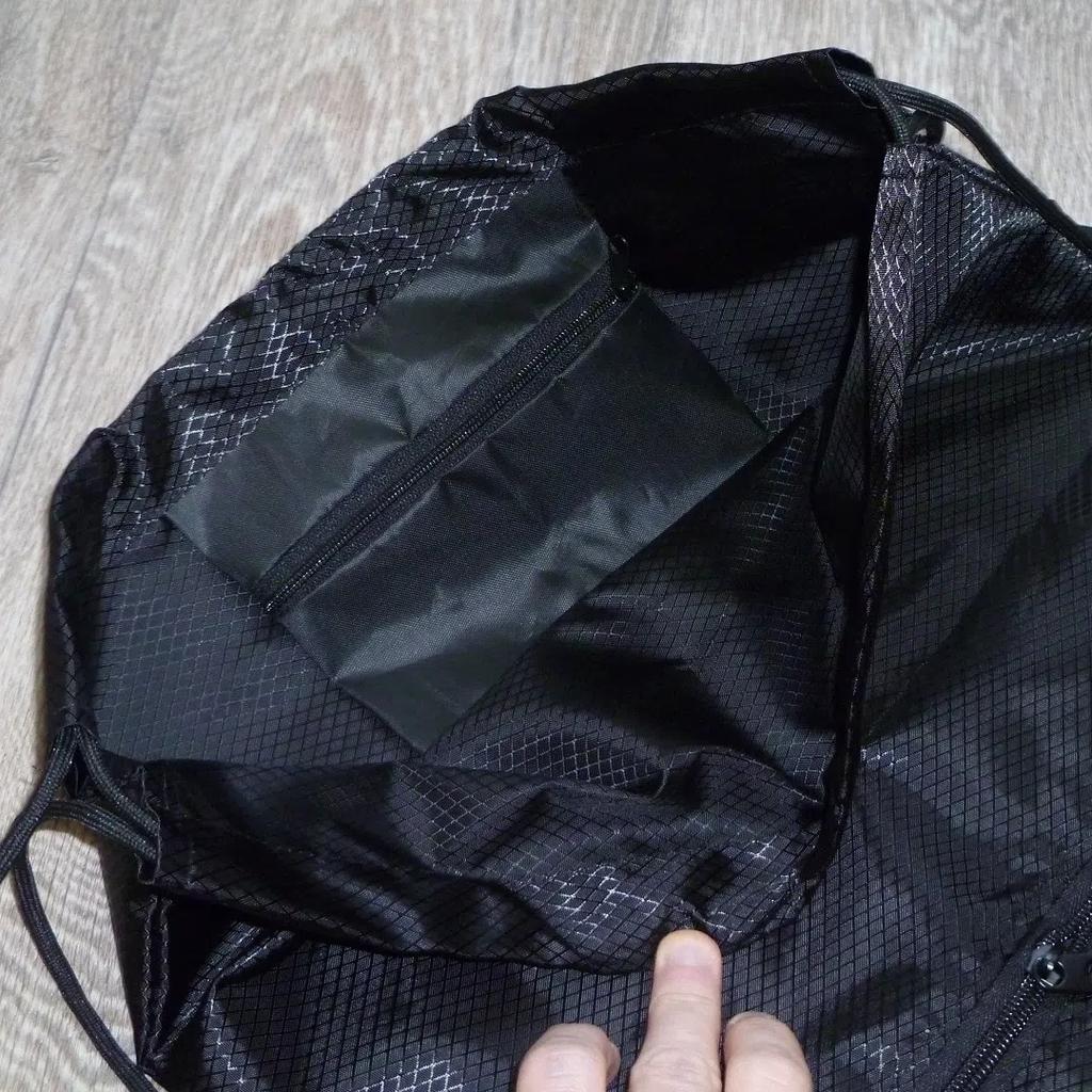 Foldable Backpack, Stylish and Casual Student Schoolbag – Lightweight and Portable Design, Allowing You To Travel Freely Anytime, Anywhere.