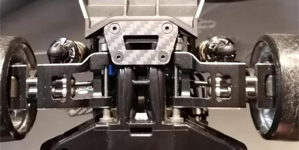 Metal Garage Japan Original Carbon Fiber Bumper Adapters for TAMIYA TT-02 RC Drift Car (MGT2BASB)