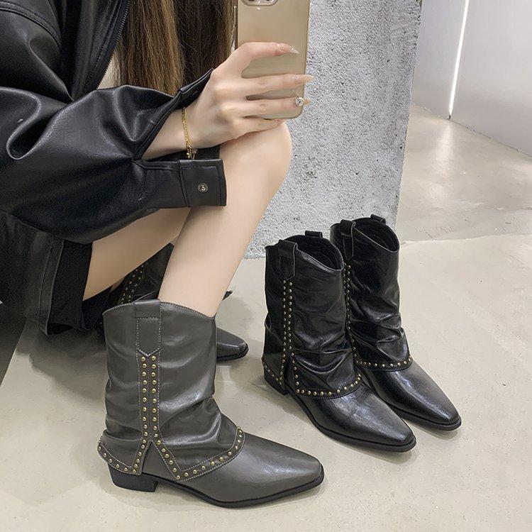 Große Größe spitzer quadratischer Absatz Nieten Mode Stiefel Herbst und Winter neu V-Mund mittelhoher Schaft Damenstiefel