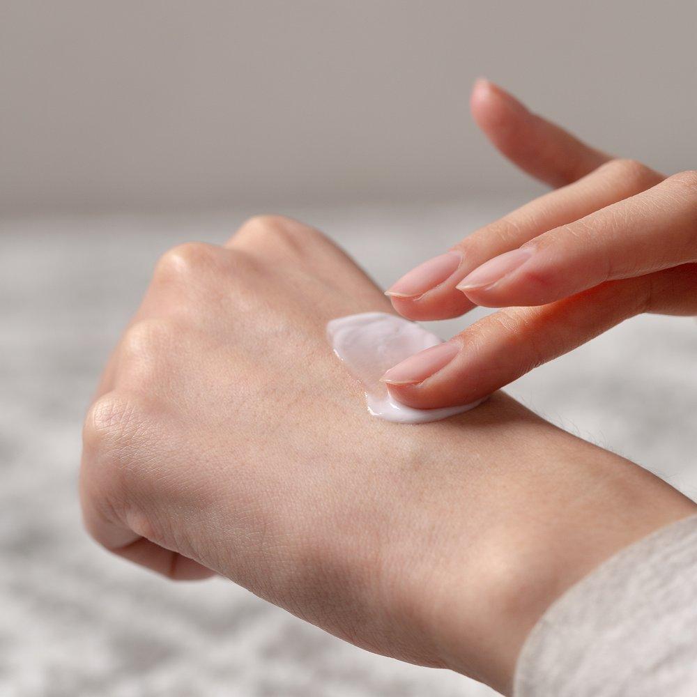 [ATRIX] Hand and Nail Lotion (400ml)