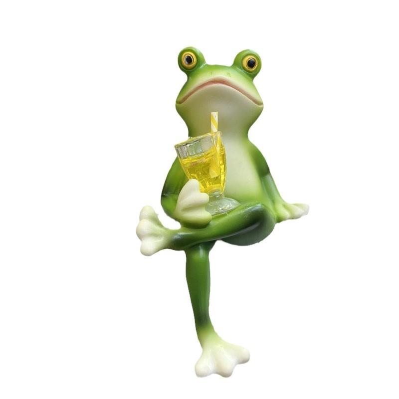 Garden Pond Decorative Fishing Frog Figures Made of Resin Garden Decoration Frog Figures Garden Decoration for Outdoor Figures