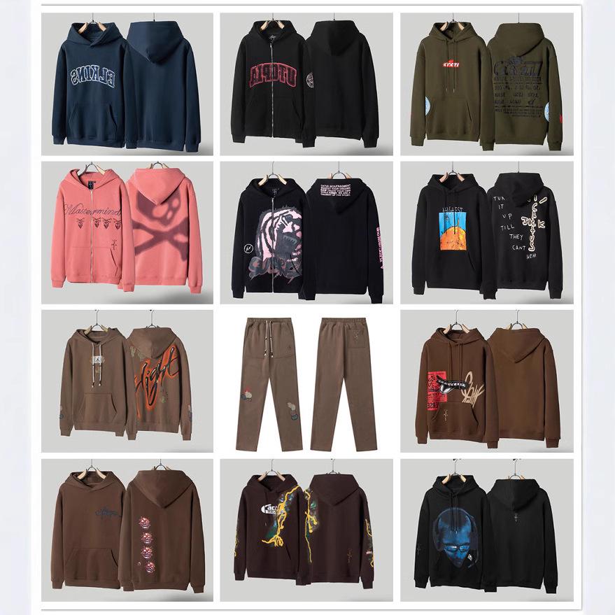 Outfit Trendy Hip Hop Travis Scott Collaborazione Felpa e Pantaloni
