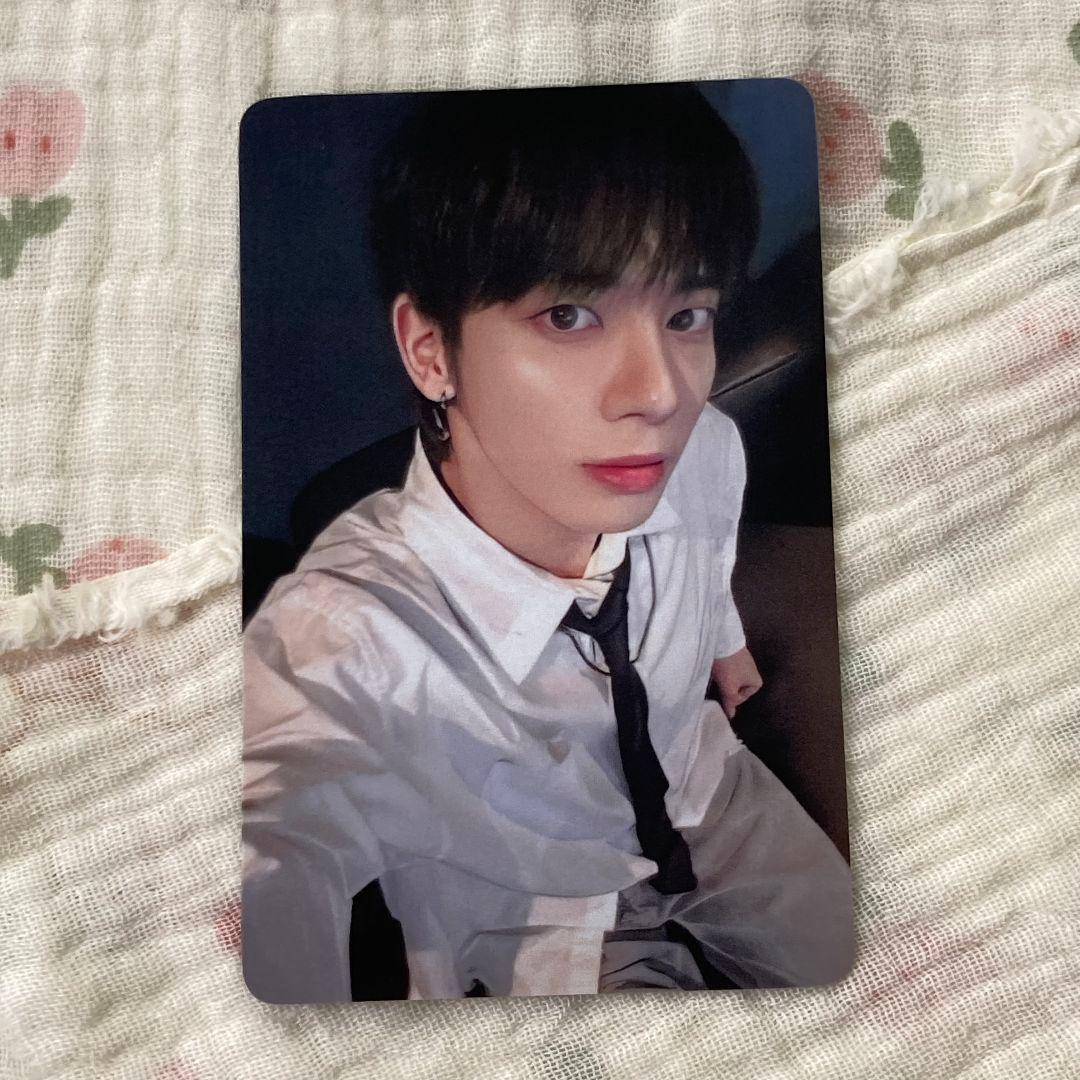 

[USED] TXT Kpop Nara Sanctuary Taehyung US Exclusive Trading Card