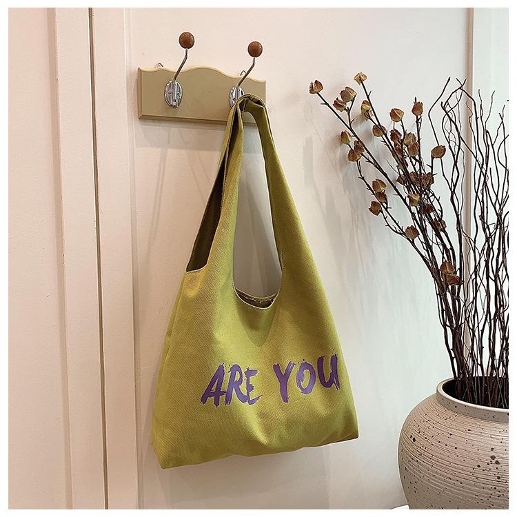 

Underarm fashion tote bag 2025 summer new Korean version trendy canvas shoulder bag commuting class casual women s bag 38*10*28 зелений