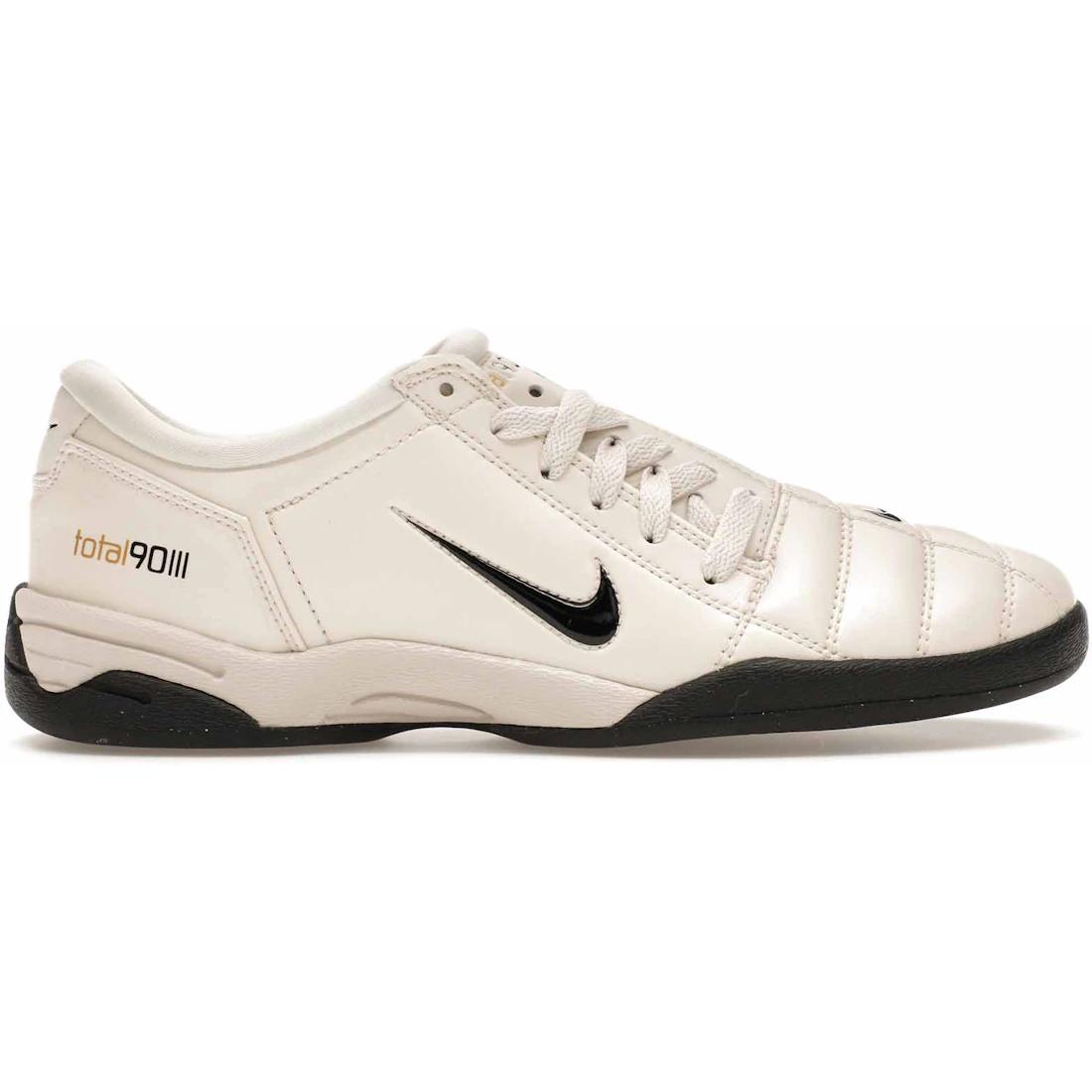 

Кроссовки Nike Total 90 3 SP Светло-орехово-коричневый(HJ9351-100) 46