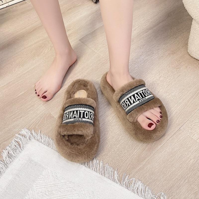 Fashion 2025 High Quality Ladies Platform Slippers Fashion Letter Flip Flops High Quality Lightweight Height Increasing Cotton Slippers