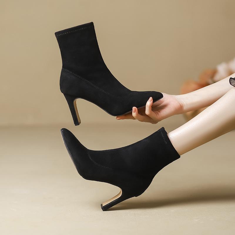 New autumn and winter socks short boots small high heels women s shoes Martin boots thin thick heel versatile spring and autumn single boots 33 4698₽